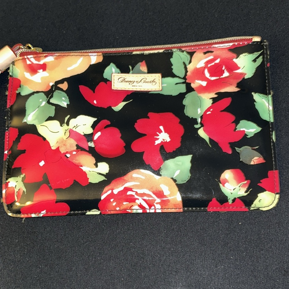 Preloved Dooney and Bourke pouch in black with red roses